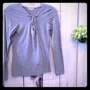 🔥🔥3 for 15$🔥🔥gray long sleeve crisscross tie